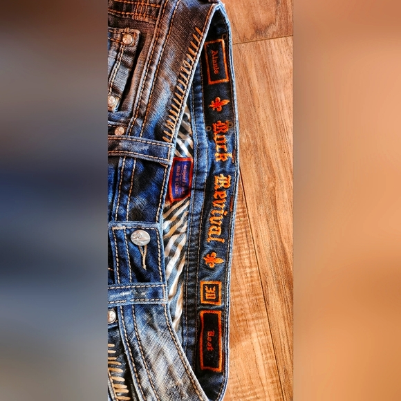 Rock Revival Jeans - Picture 3 of 4